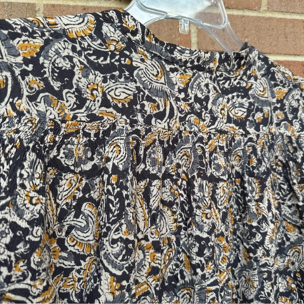 Faherty Everleigh Top in black paisley button-front blouse size XS extra small - Picture 8 of 10